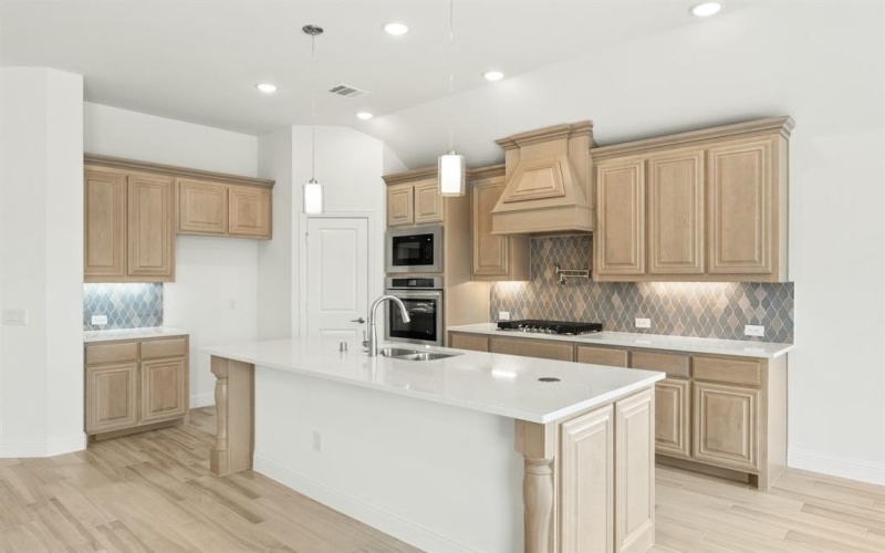 918 S Bluebird Lane, Midlothian, TX 76065, 3 Bedrooms Bedrooms, ,2 BathroomsBathrooms,Residential,For Sale,918 S Bluebird Lane,20836334