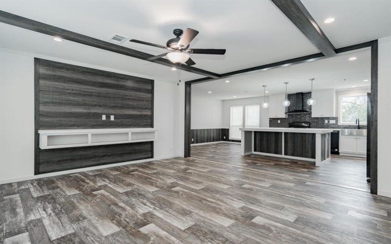 7108 Moccasin Drive, Mabank, TX 75156, 3 Bedrooms Bedrooms, ,2 BathroomsBathrooms,Residential,For Sale,7108 Moccasin Drive,20840058