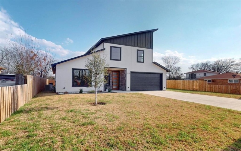 3928 SILVERHILL Drive, Dallas, TX 75241, 4 Bedrooms Bedrooms, ,3 BathroomsBathrooms,Residential,For Sale,3928 SILVERHILL Drive,0,20840059