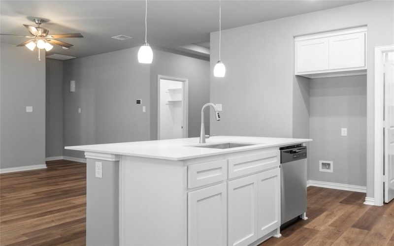 307 East Sanger Street, Celeste, TX 75423, 3 Bedrooms Bedrooms, ,2 BathroomsBathrooms,Residential,For Sale,307 East Sanger Street,0,20840487