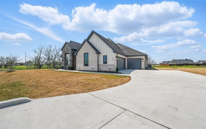 8241 Grayson Court, Midlothian, TX 76065, 4 Bedrooms Bedrooms, ,2 BathroomsBathrooms,Residential,For Sale,8241 Grayson Court,20840534