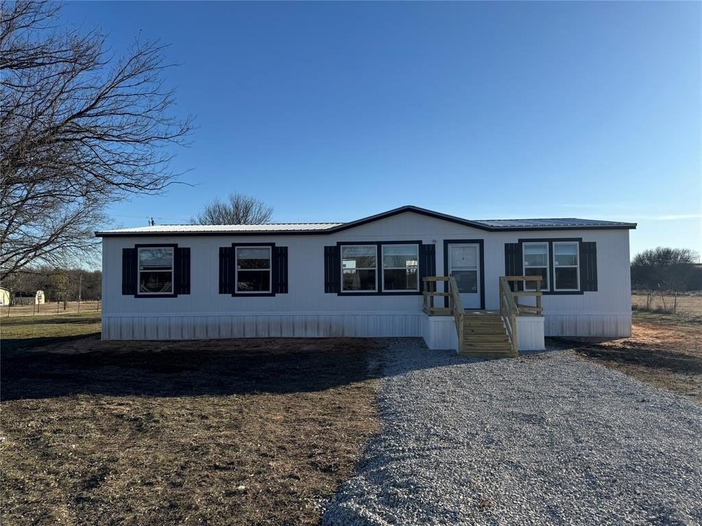 237 Chisholm Hills, Rhome, TX 76078, 4 Bedrooms Bedrooms, ,2 BathroomsBathrooms,Residential,For Sale,237 Chisholm Hills,20837441