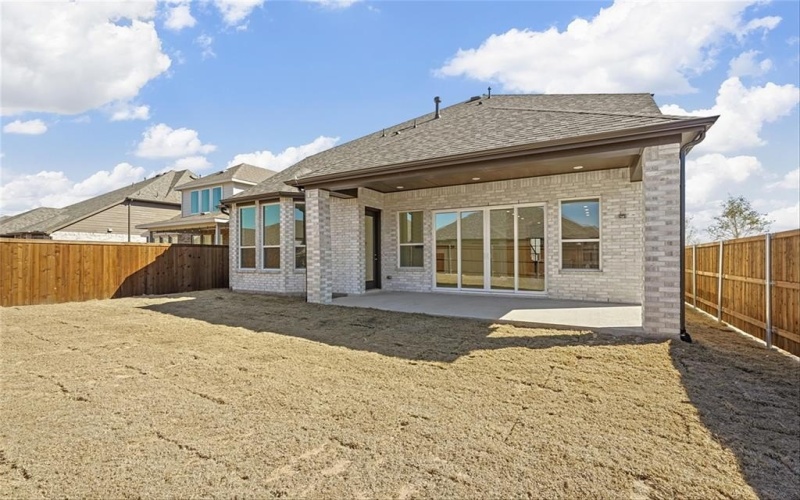412 Hummingbird Lane, Van Alstyne, TX 75495, 5 Bedrooms Bedrooms, ,6 BathroomsBathrooms,Residential,For Sale,412 Hummingbird Lane,20840898