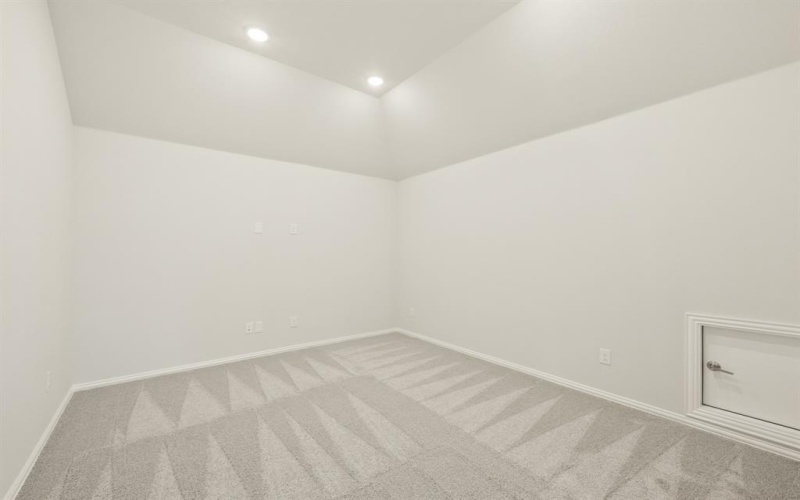 545 Holiday Avenue, Waxahachie, TX 75165, 5 Bedrooms Bedrooms, ,5 BathroomsBathrooms,Residential,For Sale,545 Holiday Avenue,20840914
