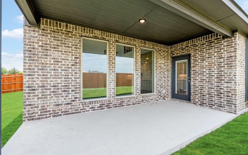 545 Holiday Avenue, Waxahachie, TX 75165, 5 Bedrooms Bedrooms, ,5 BathroomsBathrooms,Residential,For Sale,545 Holiday Avenue,20840914