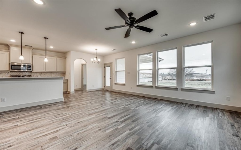 704 N Church Street, Ferris, TX 75125, 3 Bedrooms Bedrooms, ,2 BathroomsBathrooms,Residential,For Sale,704 N Church Street,20842073