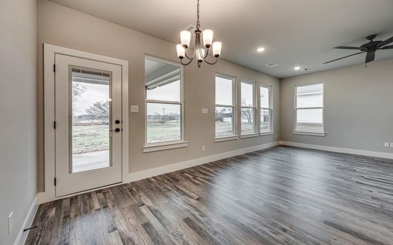 712 N Church Street, Ferris, TX 75125, 3 Bedrooms Bedrooms, ,2 BathroomsBathrooms,Residential,For Sale,712 N Church Street,20842098
