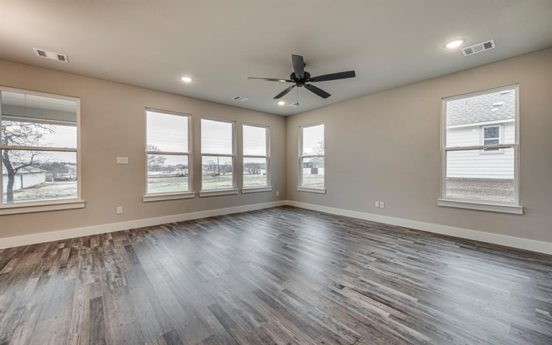 712 N Church Street, Ferris, TX 75125, 3 Bedrooms Bedrooms, ,2 BathroomsBathrooms,Residential,For Sale,712 N Church Street,20842098