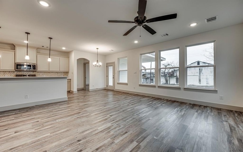 716 N Church Street, Ferris, TX 75125, 3 Bedrooms Bedrooms, ,2 BathroomsBathrooms,Residential,For Sale,716 N Church Street,20842106