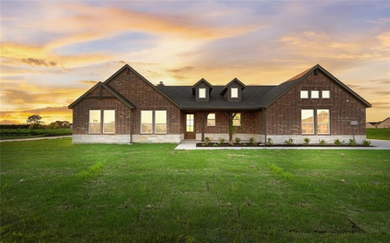 3114 White Oak Road, Oak Ridge, TX 75161, 4 Bedrooms Bedrooms, ,2 BathroomsBathrooms,Residential,For Sale,3114 White Oak Road,20842315