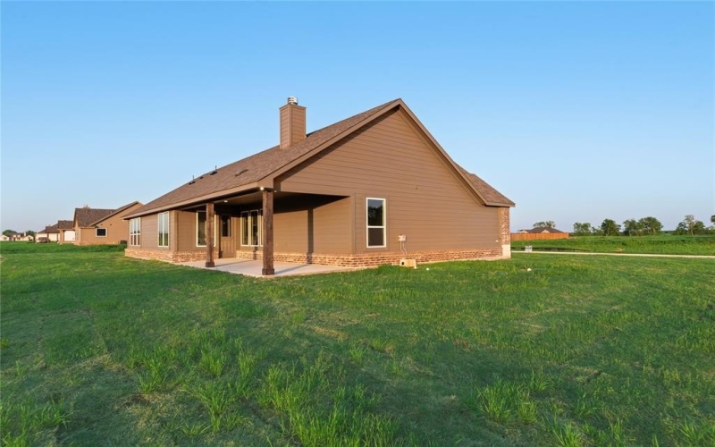 3114 White Oak Road, Oak Ridge, TX 75161, 4 Bedrooms Bedrooms, ,2 BathroomsBathrooms,Residential,For Sale,3114 White Oak Road,20842315