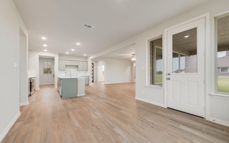 3105 White Oak Road, Oak Ridge, TX 75161, 3 Bedrooms Bedrooms, ,2 BathroomsBathrooms,Residential,For Sale,3105 White Oak Road,20842328