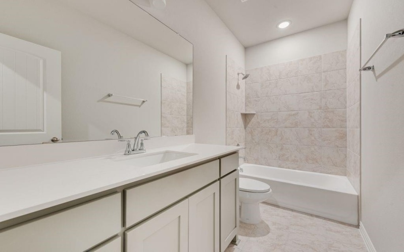 3105 White Oak Road, Oak Ridge, TX 75161, 3 Bedrooms Bedrooms, ,2 BathroomsBathrooms,Residential,For Sale,3105 White Oak Road,20842328