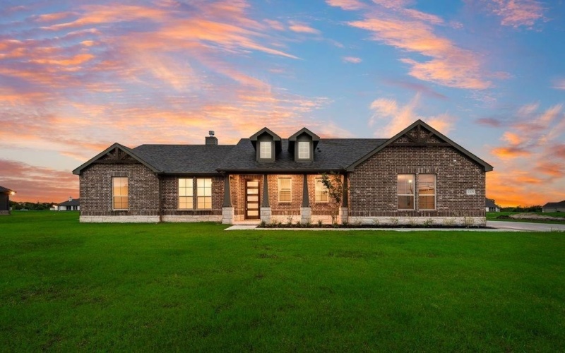 3105 White Oak Road, Oak Ridge, TX 75161, 3 Bedrooms Bedrooms, ,2 BathroomsBathrooms,Residential,For Sale,3105 White Oak Road,20842328