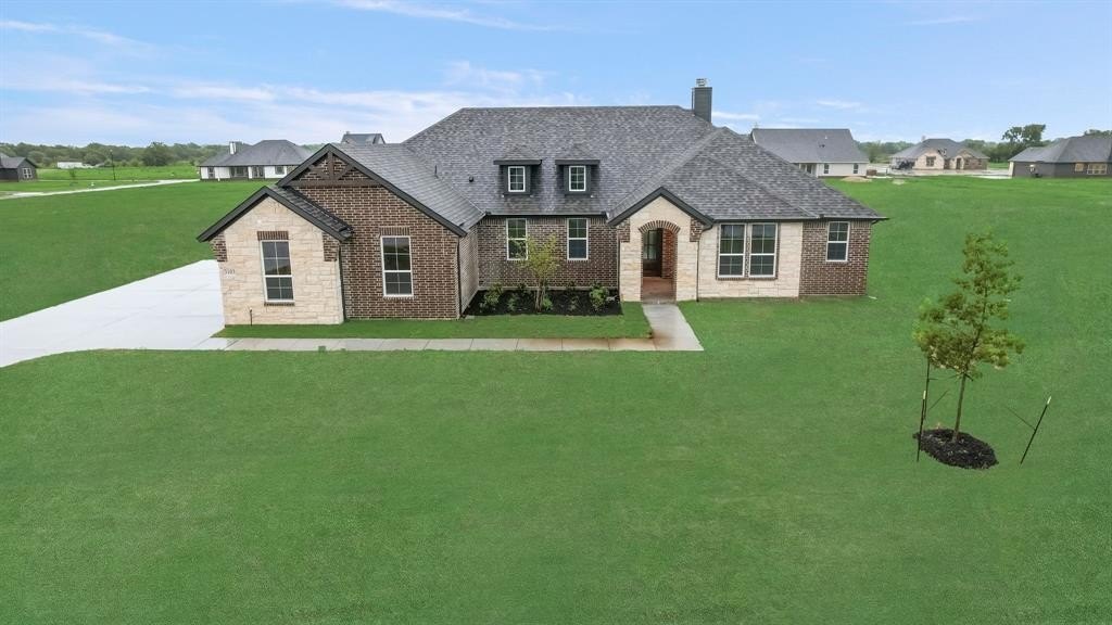 3103 White Oak Road, Oak Ridge, TX 75161, 4 Bedrooms Bedrooms, ,2 BathroomsBathrooms,Residential,For Sale,3103 White Oak Road,20842334