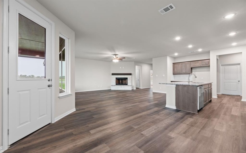 3103 White Oak Road, Oak Ridge, TX 75161, 4 Bedrooms Bedrooms, ,2 BathroomsBathrooms,Residential,For Sale,3103 White Oak Road,20842334