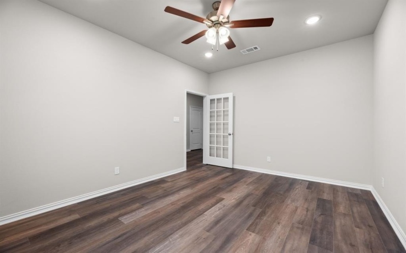 3103 White Oak Road, Oak Ridge, TX 75161, 4 Bedrooms Bedrooms, ,2 BathroomsBathrooms,Residential,For Sale,3103 White Oak Road,20842334