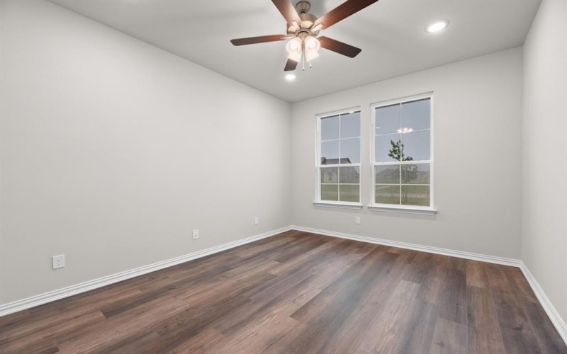 3103 White Oak Road, Oak Ridge, TX 75161, 4 Bedrooms Bedrooms, ,2 BathroomsBathrooms,Residential,For Sale,3103 White Oak Road,20842334