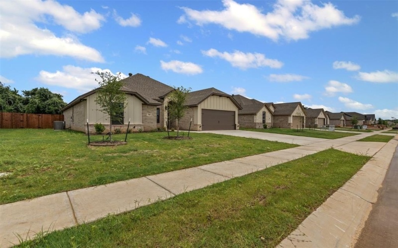 708 Jameson, Springtown, TX 76082, 4 Bedrooms Bedrooms, ,2 BathroomsBathrooms,Residential,For Sale,708 Jameson,20842899