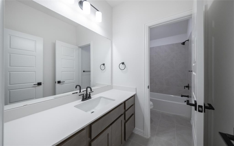 1428 Sun Garden Way, Justin, TX 76247, 4 Habitaciones Habitaciones , ,3 BañosBaños,Residential,En Venta,1428 Sun Garden Way,0,20842923