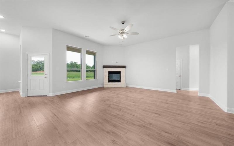 8292 Honeywell, Greenville, TX 75402, 4 Bedrooms Bedrooms, ,2 BathroomsBathrooms,Residential,For Sale,8292 Honeywell,0,20843088