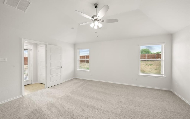 400 Basalt Drive, Azle, TX 76020, 4 Bedrooms Bedrooms, ,3 BathroomsBathrooms,Residential,For Sale,400 Basalt Drive,20843170