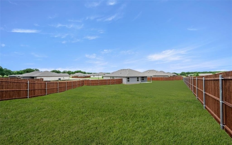 400 Basalt Drive, Azle, TX 76020, 4 Bedrooms Bedrooms, ,3 BathroomsBathrooms,Residential,For Sale,400 Basalt Drive,20843170