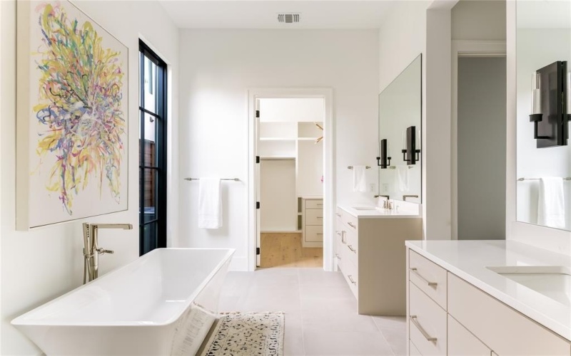 7706 Chatsworth Place, Dallas, TX 75230, 4 Habitaciones Habitaciones , ,5 BañosBaños,Residential,En Venta,7706 Chatsworth Place,0,20843214