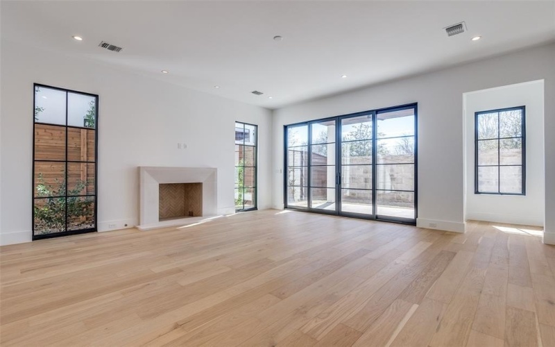 7706 Chatsworth Place, Dallas, TX 75230, 4 Habitaciones Habitaciones , ,5 BañosBaños,Residential,En Venta,7706 Chatsworth Place,20843214