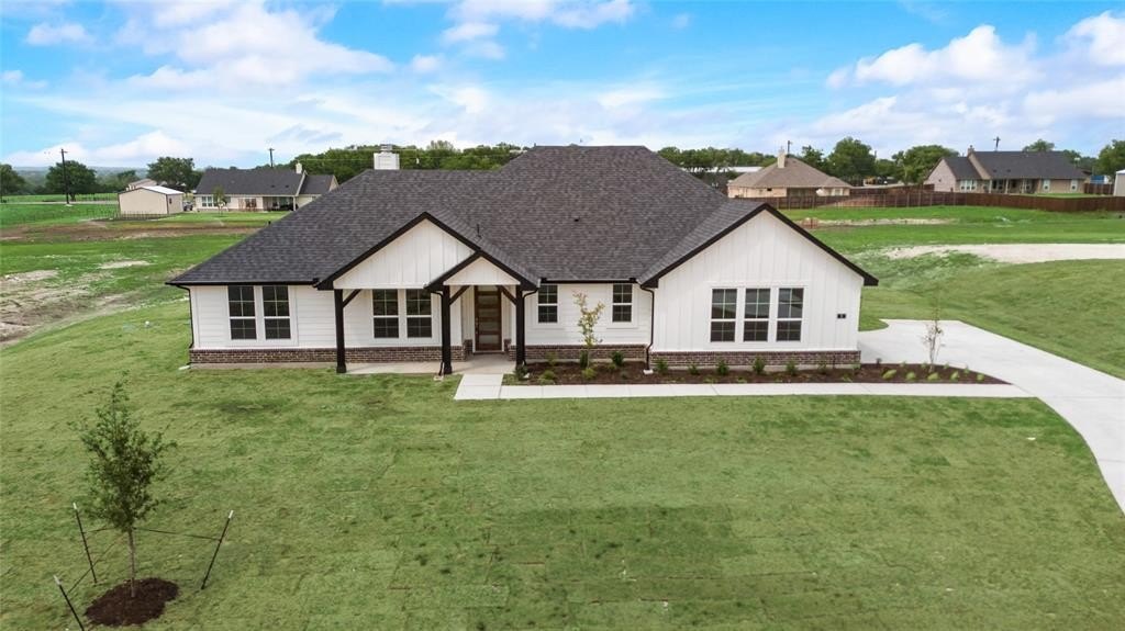 9 Louis Road, Sherman, TX 75090, 3 Habitaciones Habitaciones , ,2 BañosBaños,Residential,En Venta,9 Louis Road,20843359