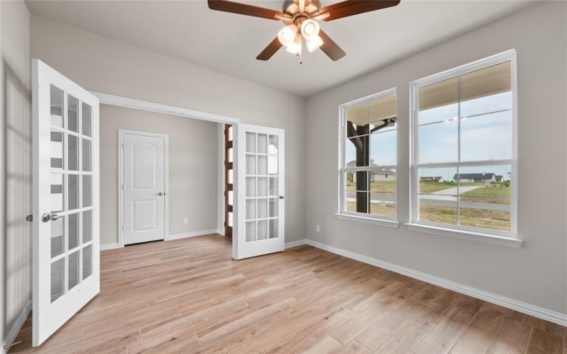 9 Louis Road, Sherman, TX 75090, 3 Habitaciones Habitaciones , ,2 BañosBaños,Residential,En Venta,9 Louis Road,20843359