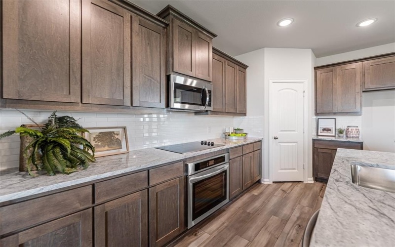 5 Louis Road, Sherman, TX 75090, 4 Habitaciones Habitaciones , ,2 BañosBaños,Residential,En Venta,5 Louis Road,0,20843377