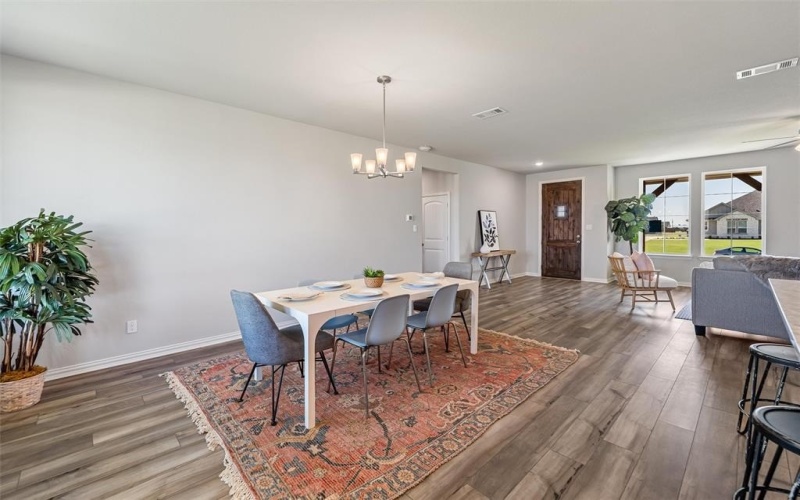 5 Louis Road, Sherman, TX 75090, 4 Habitaciones Habitaciones , ,2 BañosBaños,Residential,En Venta,5 Louis Road,0,20843377