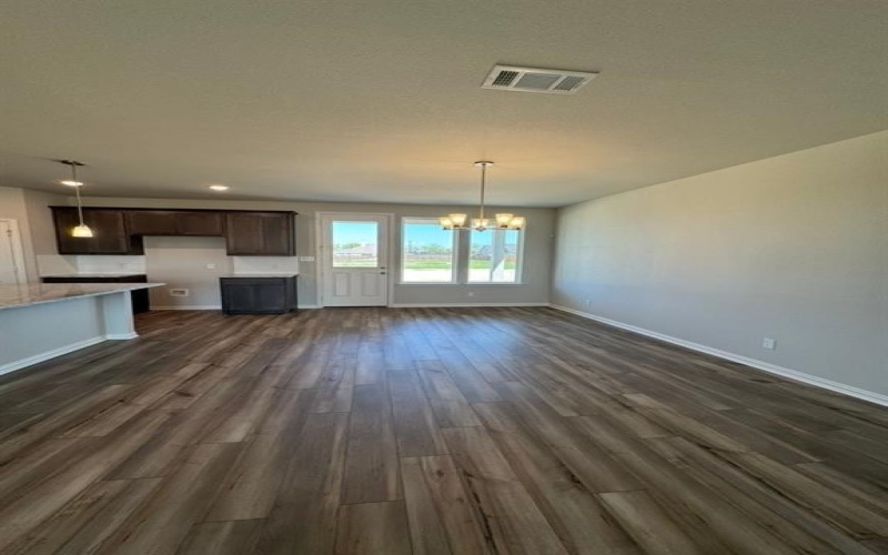 5 Louis Road, Sherman, TX 75090, 4 Habitaciones Habitaciones , ,2 BañosBaños,Residential,En Venta,5 Louis Road,20843377