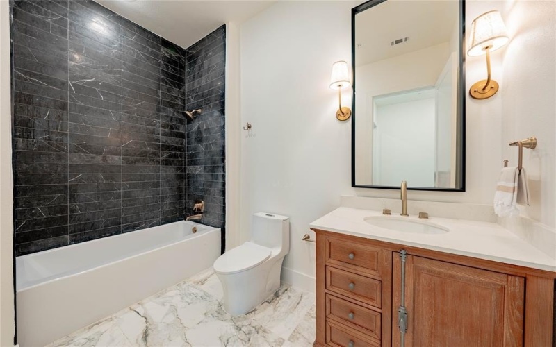 2026 Portofino Drive, Rockwall, TX 75032, 3 Habitaciones Habitaciones , ,3 BañosBaños,Residential,En Venta,2026 Portofino Drive,20843453