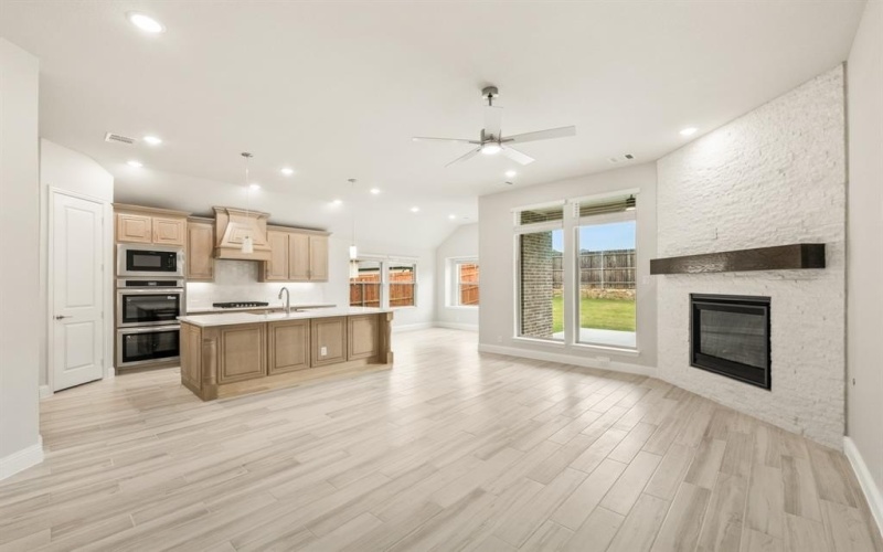 3413 Nightingale Lane, Midlothian, TX 76065, 4 Bedrooms Bedrooms, ,3 BathroomsBathrooms,Residential,For Sale,3413 Nightingale Lane,20843983