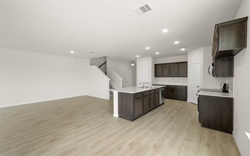 401-403 Saddle Lane, Denton, TX 76205, 8 Bedrooms Bedrooms, ,5 BathroomsBathrooms,Residential Multi Family,For Sale,401-403 Saddle Lane,0,20844049