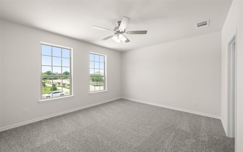 401-403 Saddle Lane, Denton, TX 76205, 8 Bedrooms Bedrooms, ,5 BathroomsBathrooms,Residential Multi Family,For Sale,401-403 Saddle Lane,0,20844049