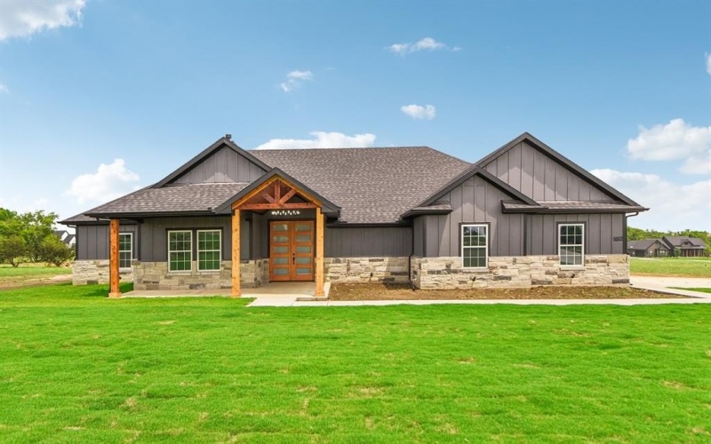 6605 Buffalo Ridge Circle, Godley, TX 76044, 4 Bedrooms Bedrooms, ,3 BathroomsBathrooms,Residential,For Sale,6605 Buffalo Ridge Circle,20844128