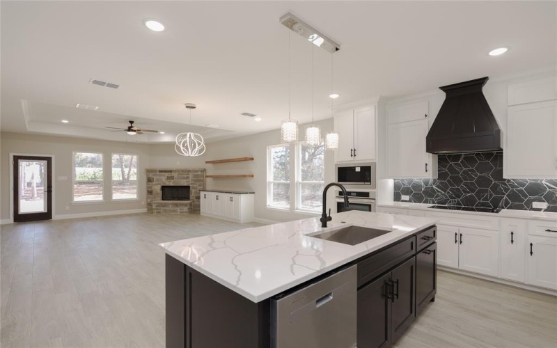 178 Fm 371, Gainesville, TX 76240, 4 Bedrooms Bedrooms, ,3 BathroomsBathrooms,Residential,For Sale,178 Fm 371,20847271