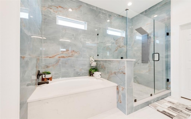 327 Lovers Lane, Terrell, TX 75160, 4 Habitaciones Habitaciones , ,3 BañosBaños,Residential,En Venta,327 Lovers Lane,20844827