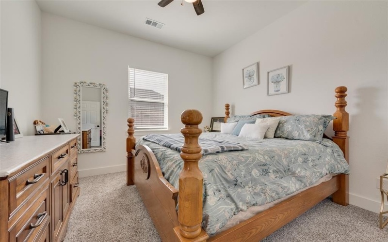 327 Lovers Lane, Terrell, TX 75160, 4 Habitaciones Habitaciones , ,3 BañosBaños,Residential,En Venta,327 Lovers Lane,20844827