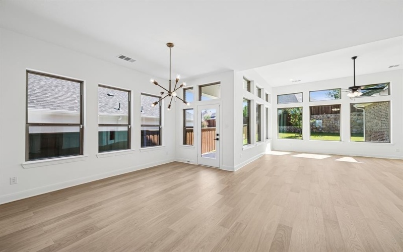 2033 Rolling Oaks Drive, Fort Worth, TX 76008, 4 Habitaciones Habitaciones , ,3 BañosBaños,Residential,En Venta,2033 Rolling Oaks Drive,20845022