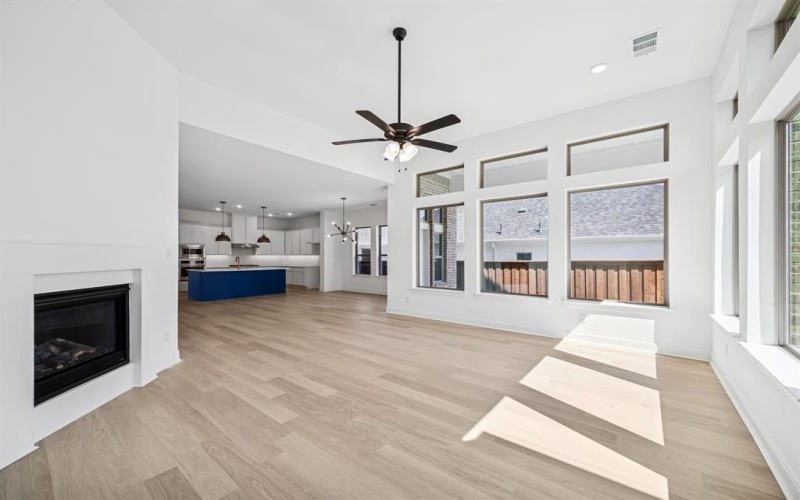 2033 Rolling Oaks Drive, Fort Worth, TX 76008, 4 Habitaciones Habitaciones , ,3 BañosBaños,Residential,En Venta,2033 Rolling Oaks Drive,20845022