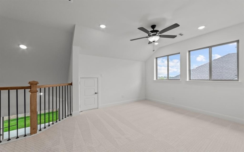2806 Neidman Drive, Mansfield, TX 76063, 4 Bedrooms Bedrooms, ,3 BathroomsBathrooms,Residential,For Sale,2806 Neidman Drive,20845211