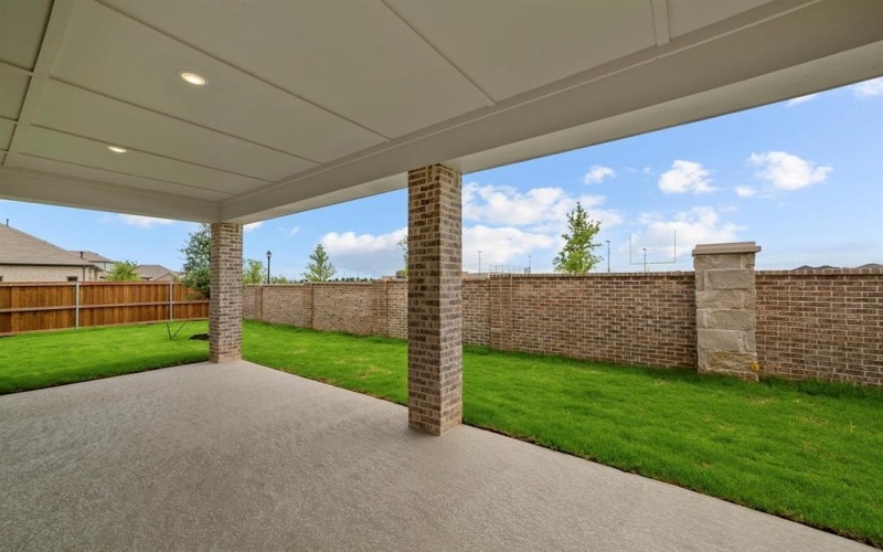 2806 Neidman Drive, Mansfield, TX 76063, 4 Bedrooms Bedrooms, ,3 BathroomsBathrooms,Residential,For Sale,2806 Neidman Drive,20845211