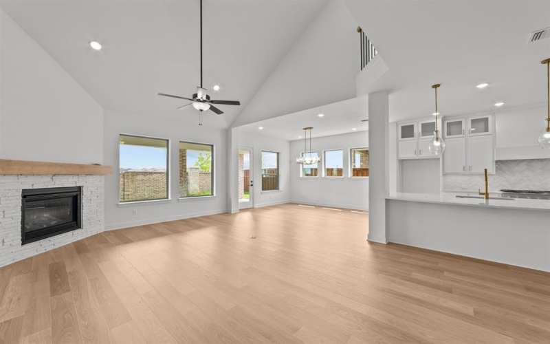 2806 Neidman Drive, Mansfield, TX 76063, 4 Bedrooms Bedrooms, ,3 BathroomsBathrooms,Residential,For Sale,2806 Neidman Drive,20845211