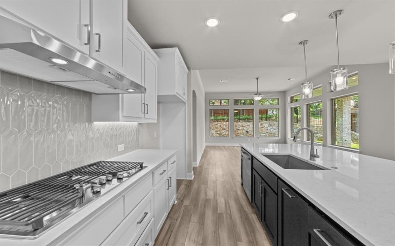 6200 Escarpment Drive, Fort Worth, TX 76112, 4 Habitaciones Habitaciones , ,3 BañosBaños,Residential,En Venta,6200 Escarpment Drive,20848672