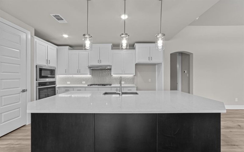 6200 Escarpment Drive, Fort Worth, TX 76112, 4 Habitaciones Habitaciones , ,3 BañosBaños,Residential,En Venta,6200 Escarpment Drive,20848672