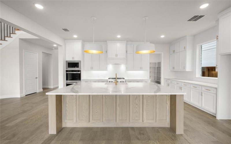 14408 Capridge Road, Fort Worth, TX 76008, 4 Bedrooms Bedrooms, ,5 BathroomsBathrooms,Residential,For Sale,14408 Capridge Road,0,20845445